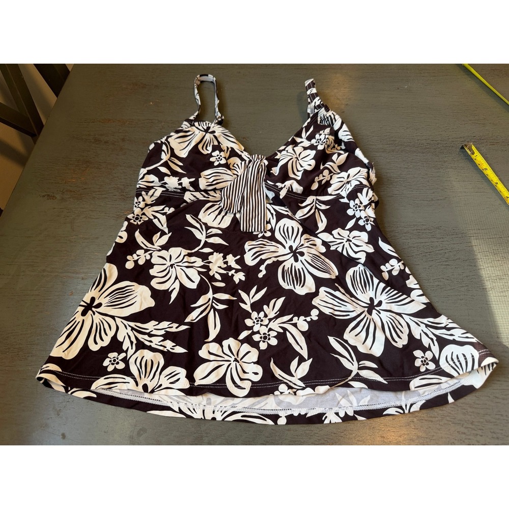 Beach House Floral Tankini Top Black White Hibiscus Print Size 10 H62265